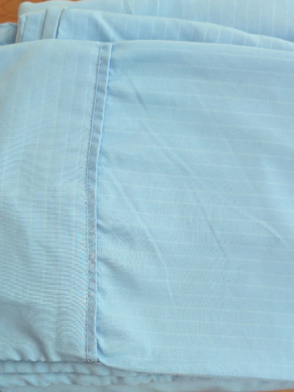 Light Blue Bed Sheet Set — Soft Pinstripe Home Bedding
